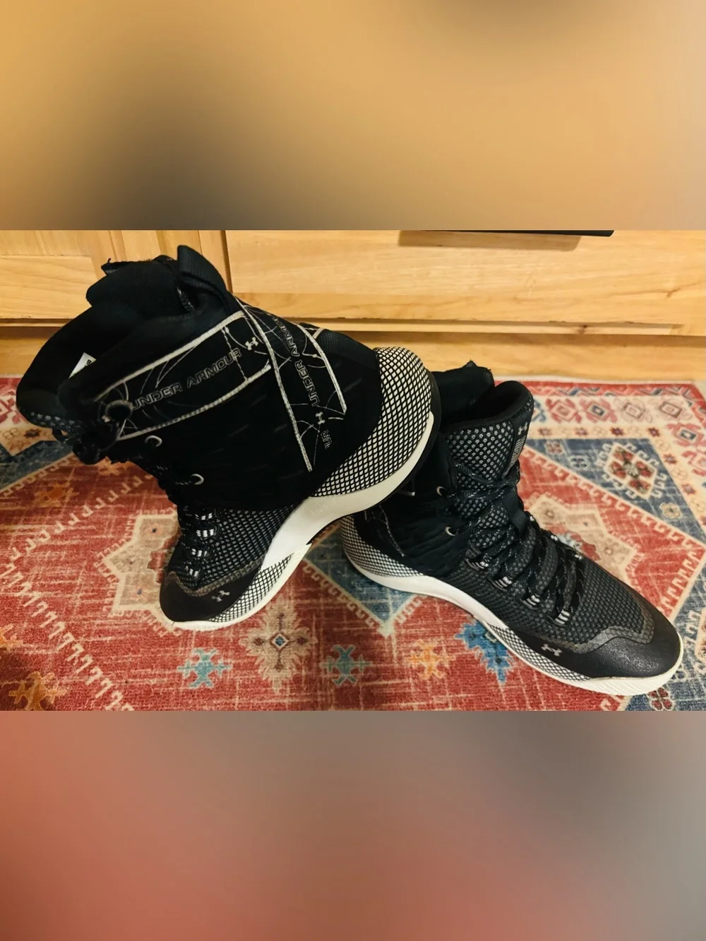 Under Armour Women's HOVR Highlight Ace Volleyball Shoes
